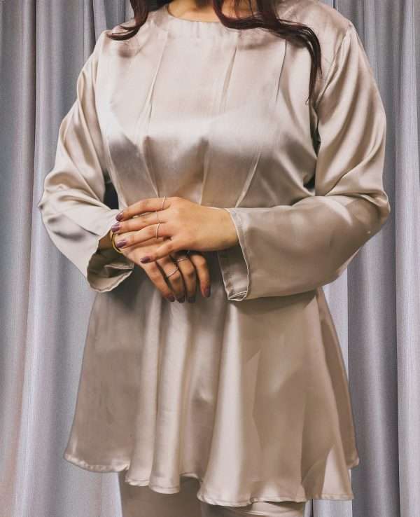 Caroline - Image 4
