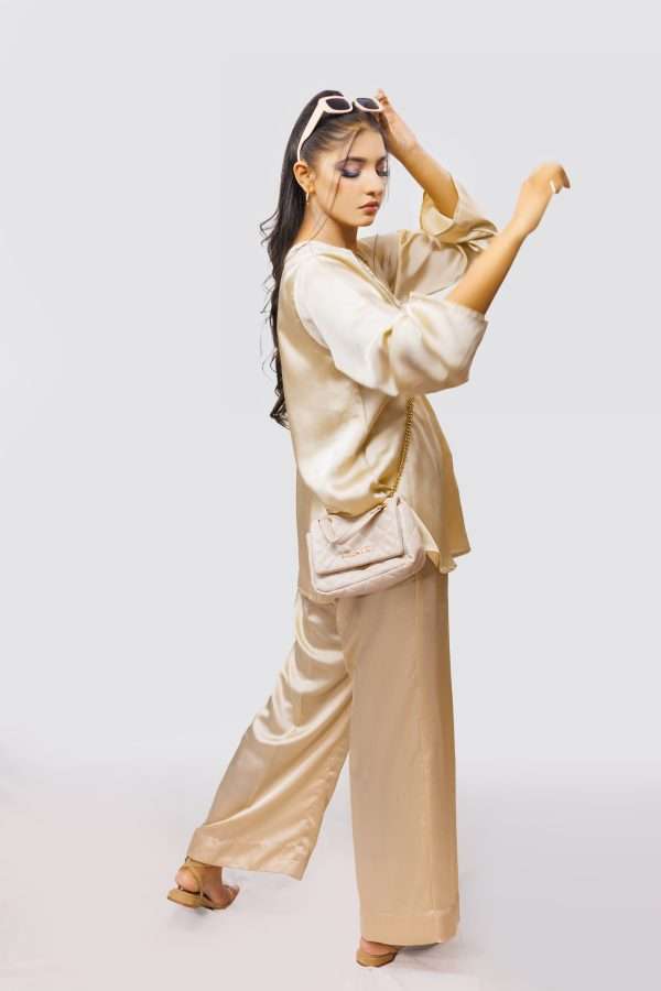 Eloura - Image 3